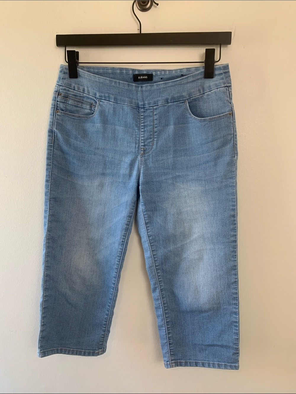 Stretch Light Blue Denim Cropped Capris